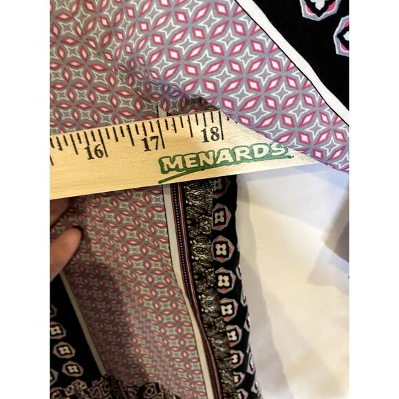 Easel Dress - Picture 4 of 6